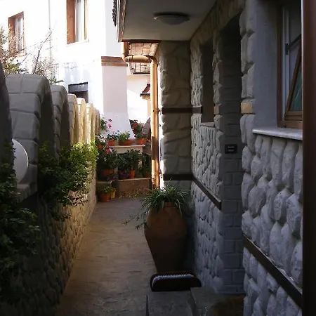 Dari Guest за гости дари 3* 内塞伯尔