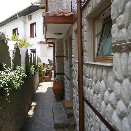 Guest house Dari Guest за гости дари